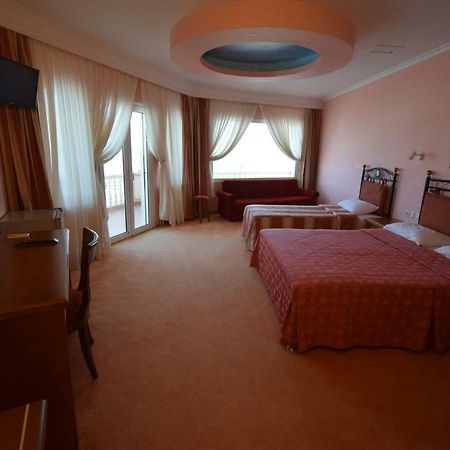 Hotel Aperio ปาราเลียกาเตอรีนิส ภายนอก รูปภาพ