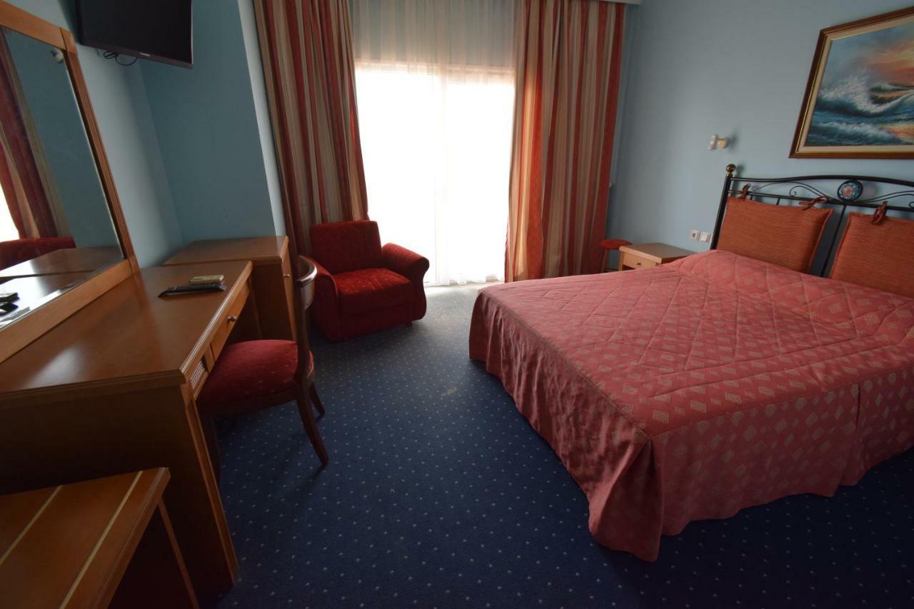 Hotel Aperio ปาราเลียกาเตอรีนิส ภายนอก รูปภาพ