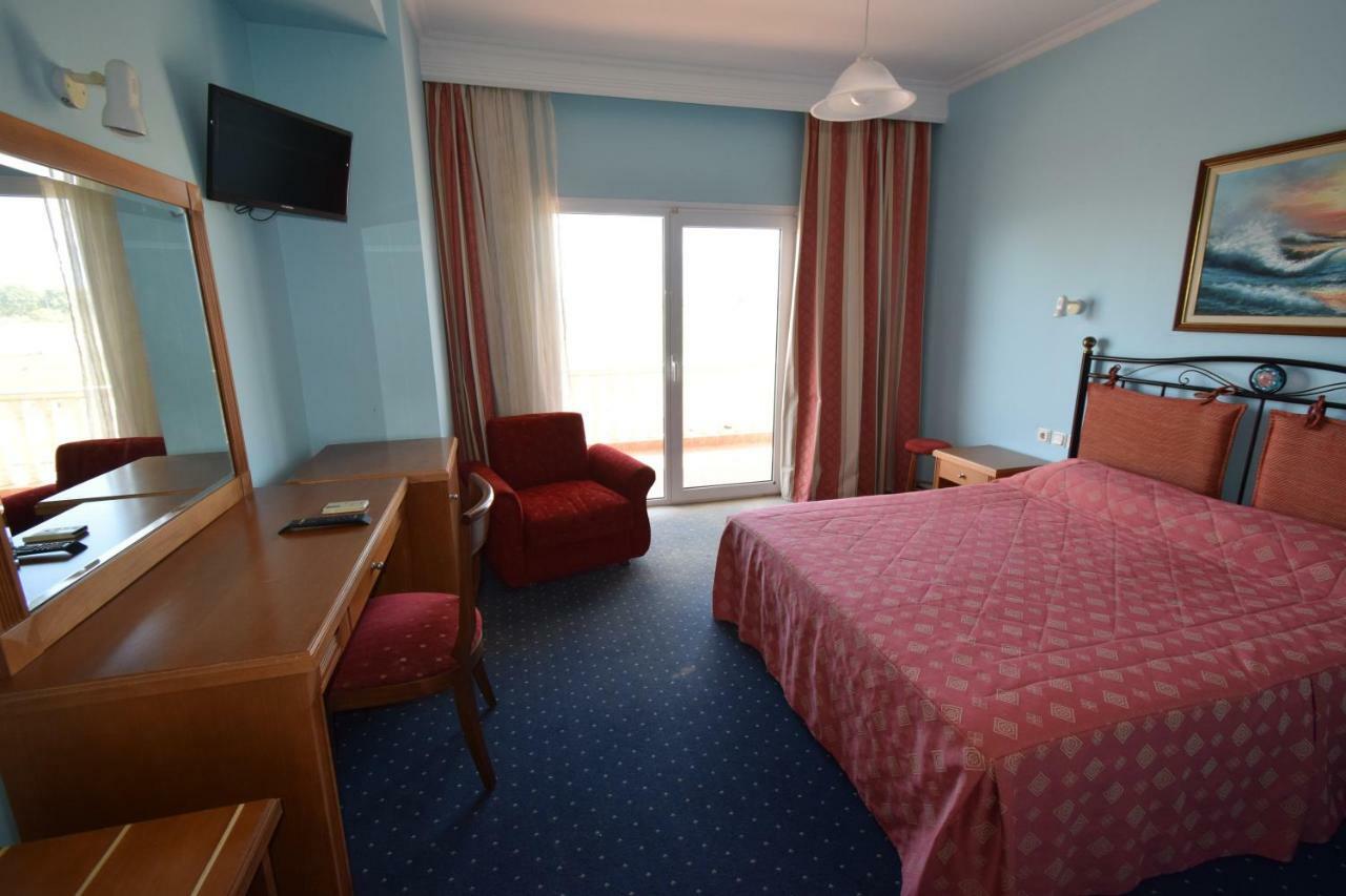 Hotel Aperio ปาราเลียกาเตอรีนิส ภายนอก รูปภาพ